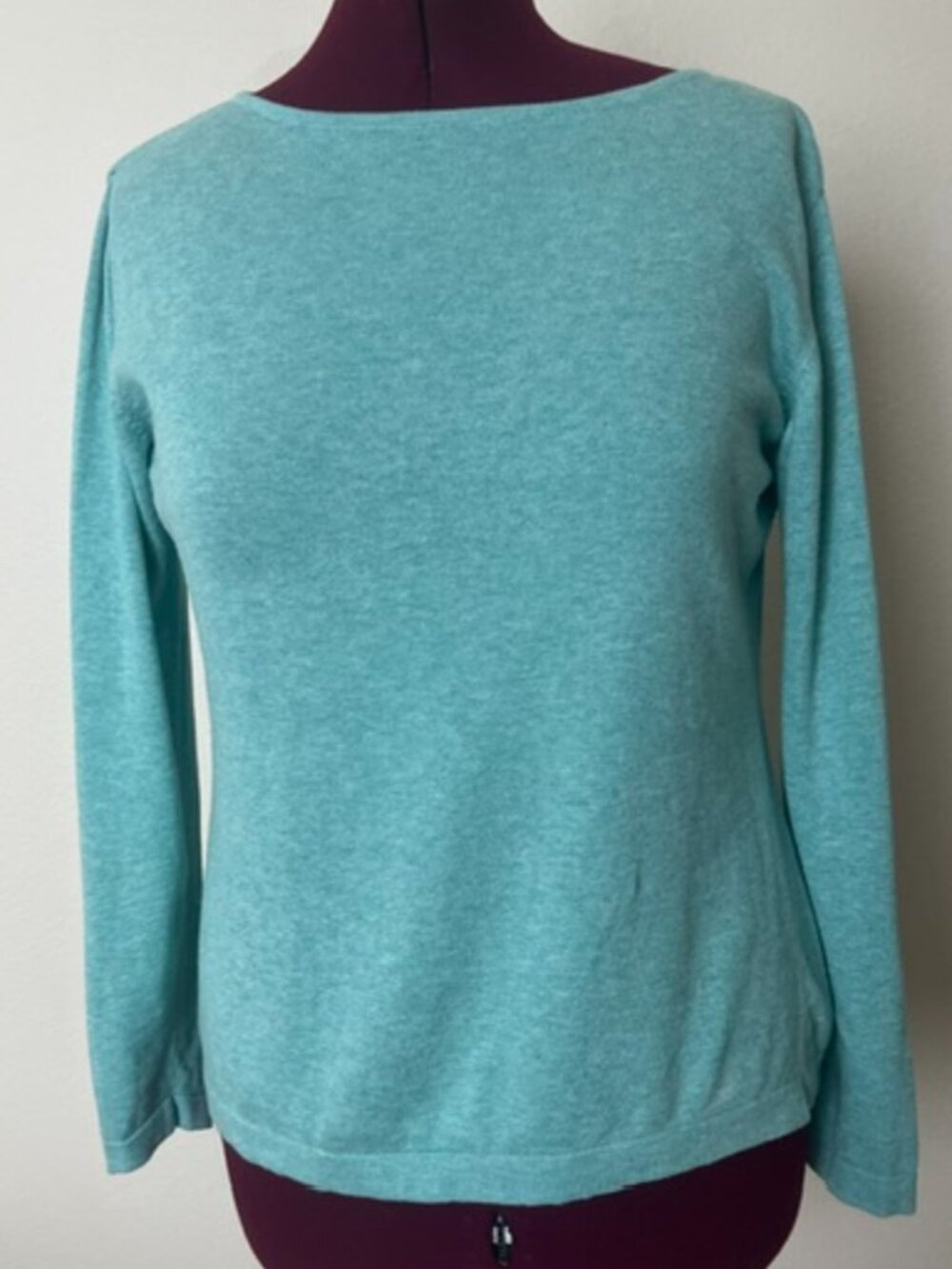 Blue Women's 100% puma cotton long sleeve sweater top Aqua Color Sz XL